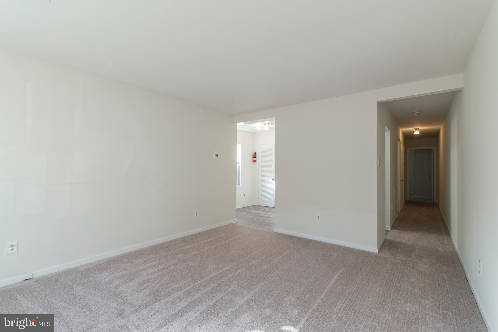 428 Harmon Road Philadelphia, PA 19128 - Photo 9 of 45