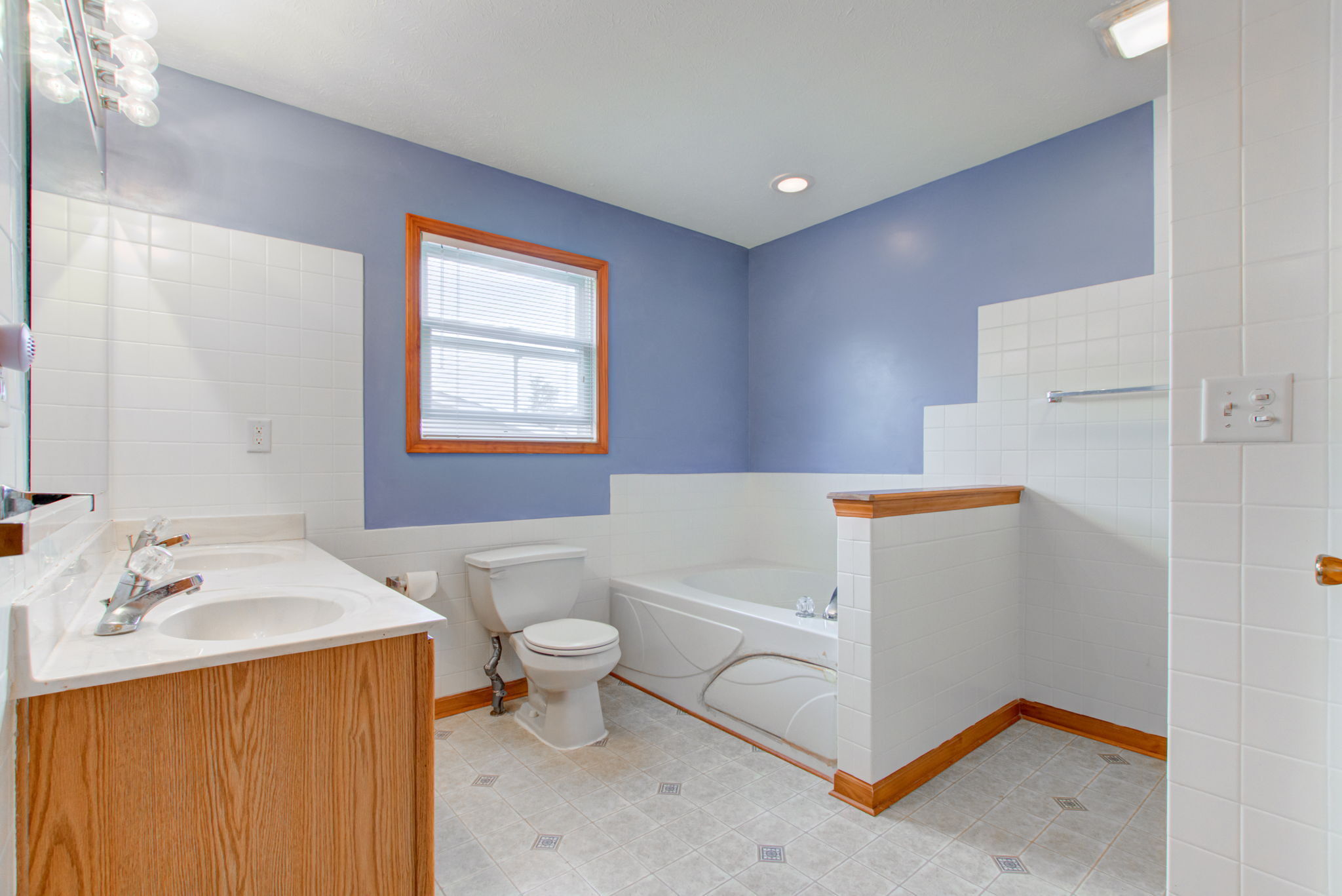 6320 Mendenhall Road Indianapolis, IN 46221 - Photo 29 of 82 Gallery Image 29