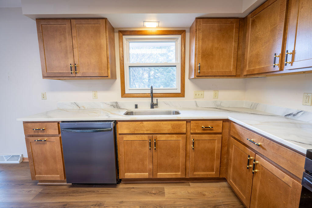 W225S9080 Mt Carmel Road Big Bend, WI 53103 - Photo 14 of 46 BigBendProperty4-13-26-20