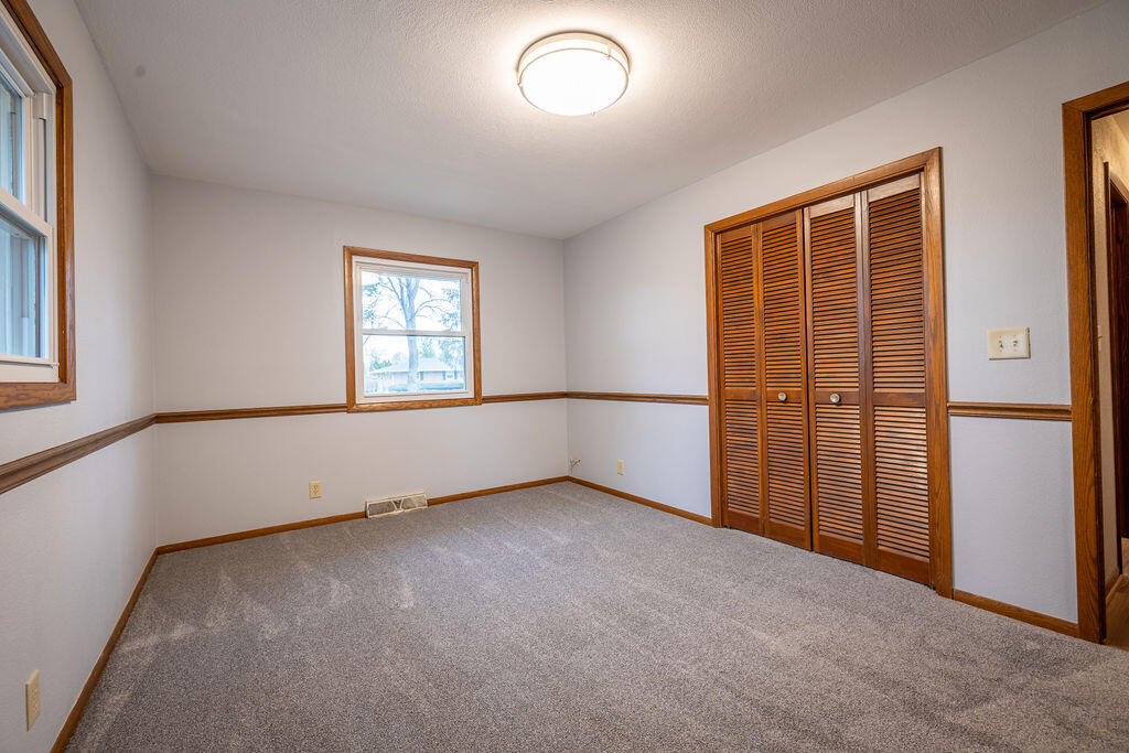 W225S9080 Mt Carmel Road Big Bend, WI 53103 - Photo 20 of 46 BigBendProperty4-13-26-26