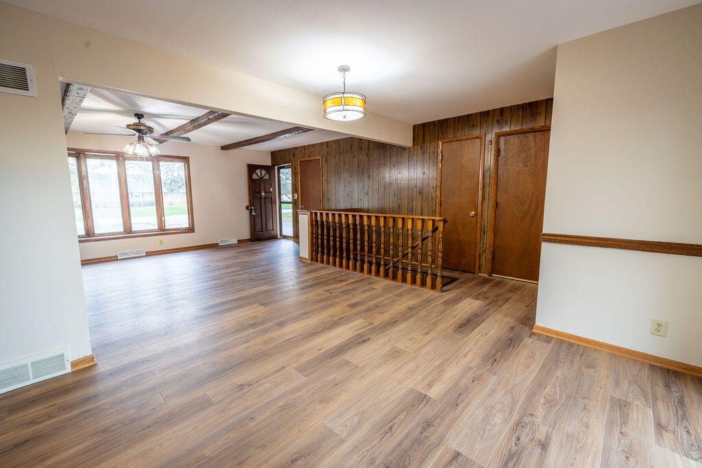 W225S9080 Mt Carmel Road Big Bend, WI 53103 - Photo 24 of 46 BigBendProperty4-13-26-30