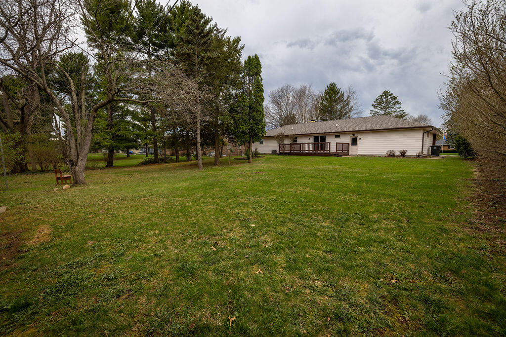 W225S9080 Mt Carmel Road Big Bend, WI 53103 - Photo 5 of 46 BigBendProperty4-13-26-10
