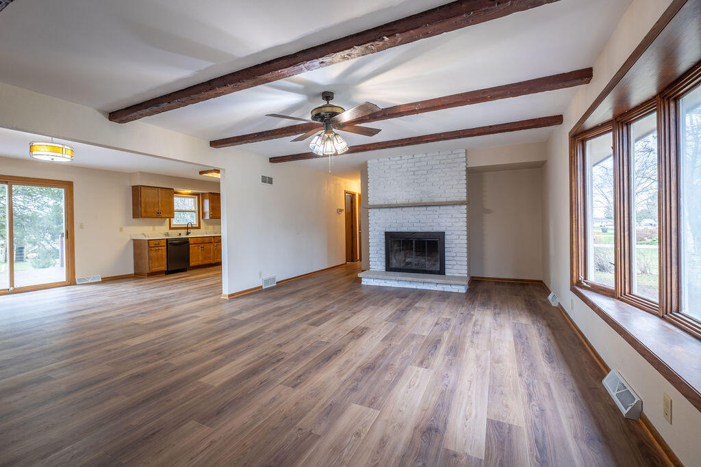 W225S9080 Mt Carmel Road Big Bend, WI 53103 - Photo 7 of 46 BigBendProperty4-13-26-13