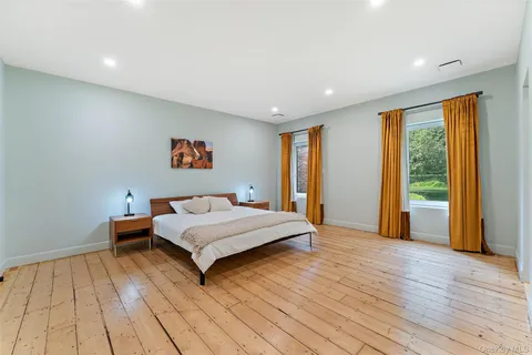 $1,800,000 | 15 Hudson Road East, Irvington, NY 10533