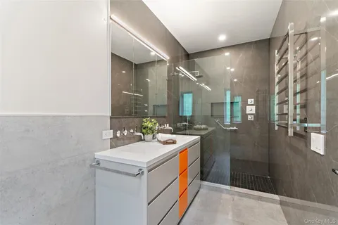 $1,800,000 | 15 Hudson Road East, Irvington, NY 10533