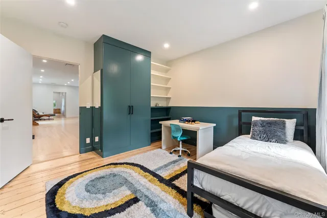 $1,800,000 | 15 Hudson Road East, Irvington, NY 10533