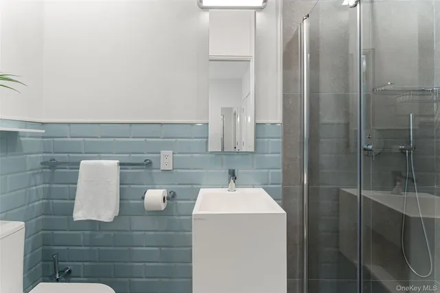 $1,800,000 | 15 Hudson Road East, Irvington, NY 10533