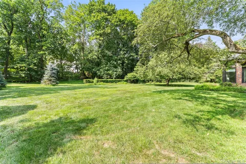 $1,800,000 | 15 Hudson Road East, Irvington, NY 10533