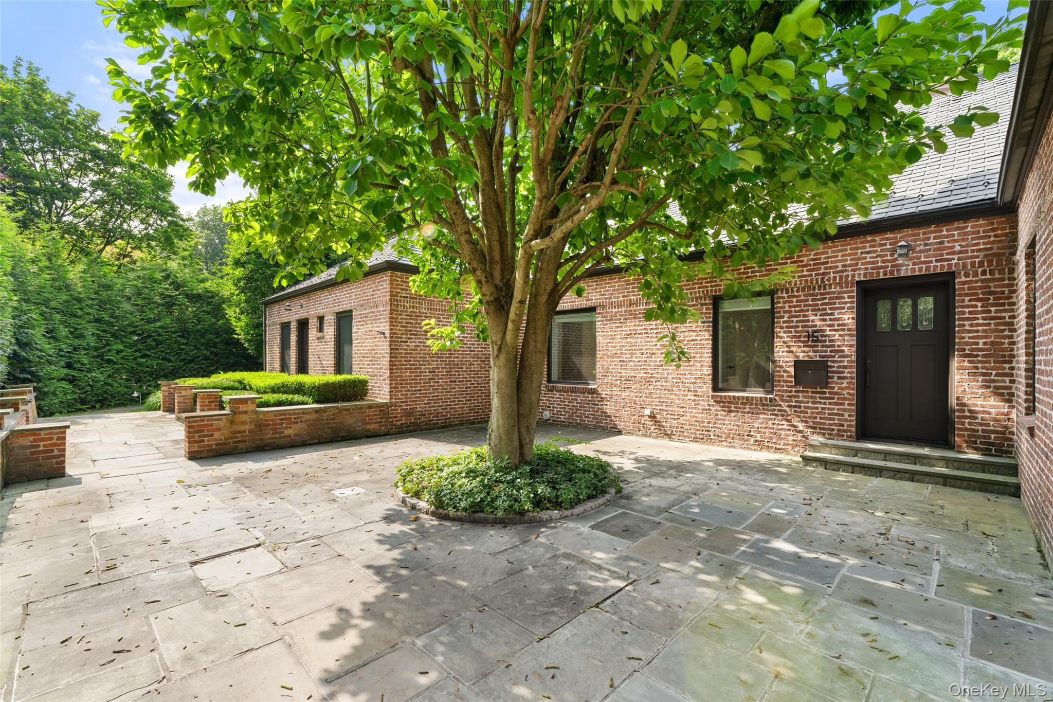 15 Hudson Road East Irvington, NY 10533 - Photo 4 of 49 Front Patio