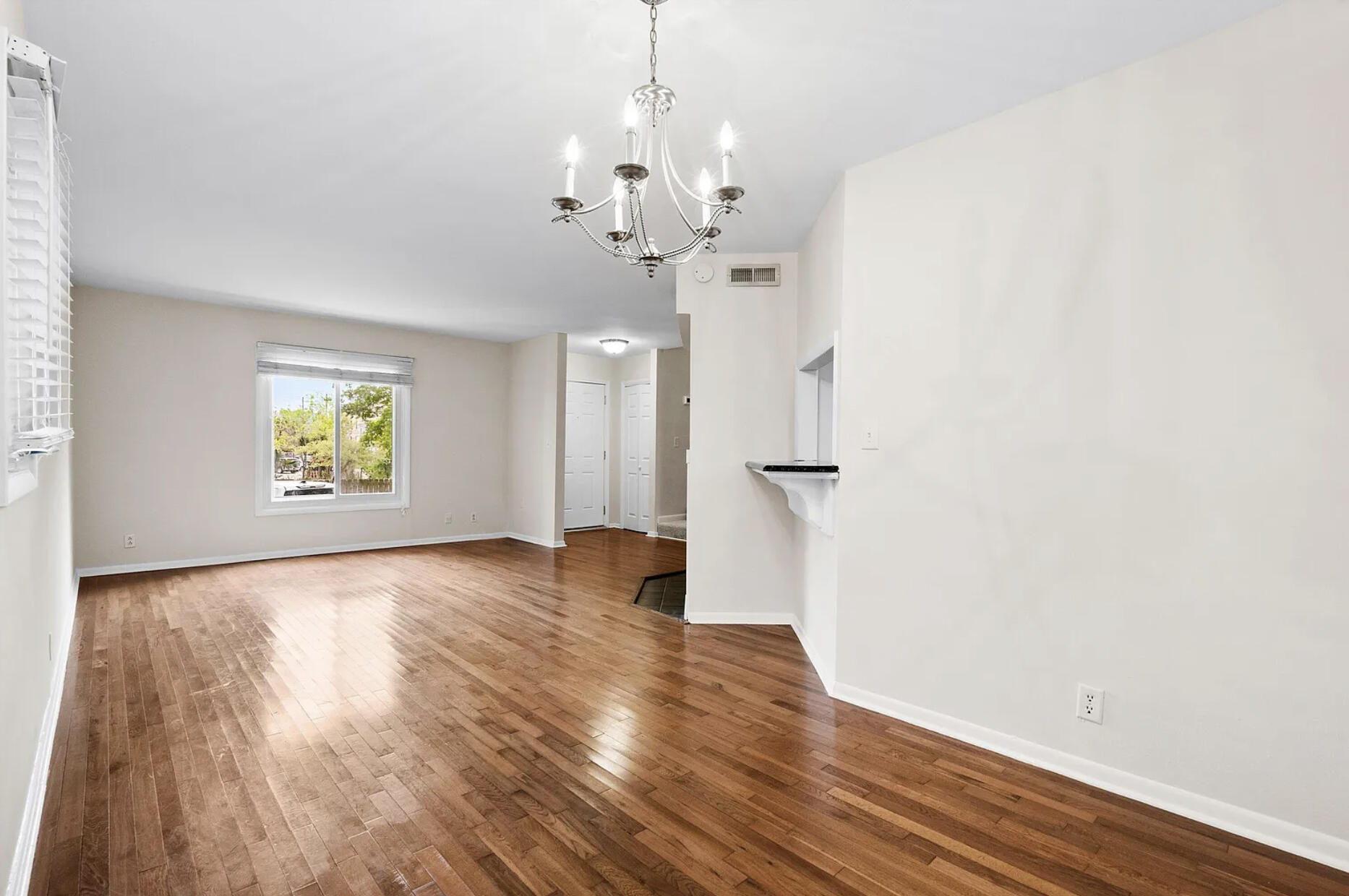 22 Ogier Street Charleston, SC 29403 - Photo 15 of 25 Dining Room