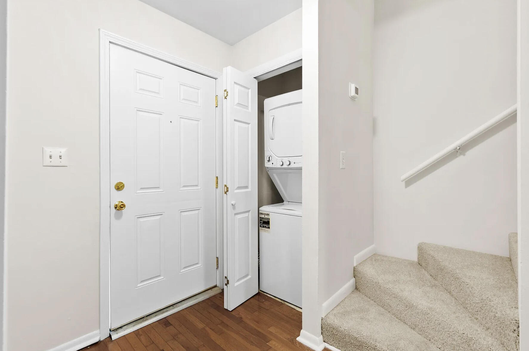 22 Ogier Street Charleston, SC 29403 - Photo 20 of 25 Laundry