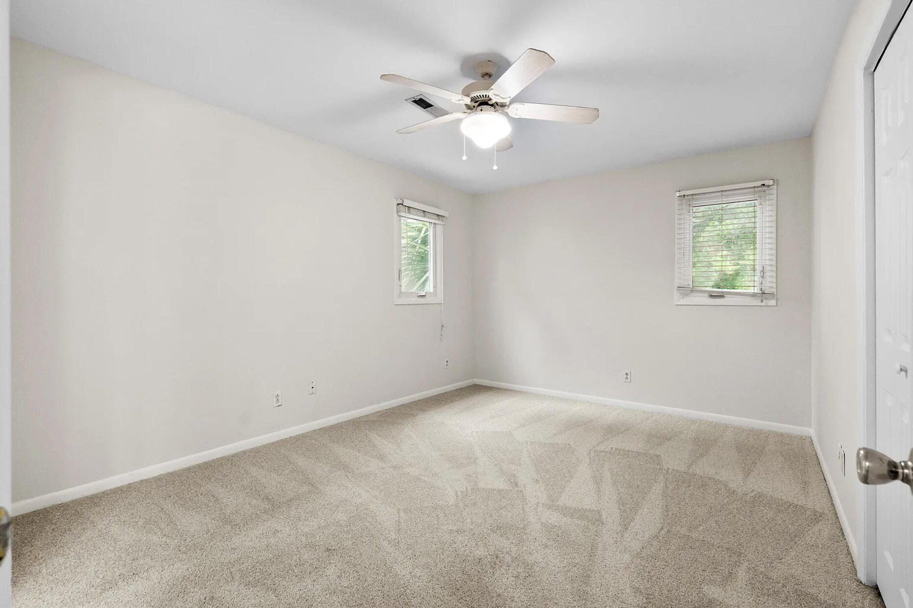 22 Ogier Street Charleston, SC 29403 - Photo 22 of 25 Primary Bedroom