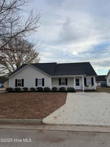 $1,400 | 3801 Starship Lane Northwest, Unit A & B, Wilson, NC 27896