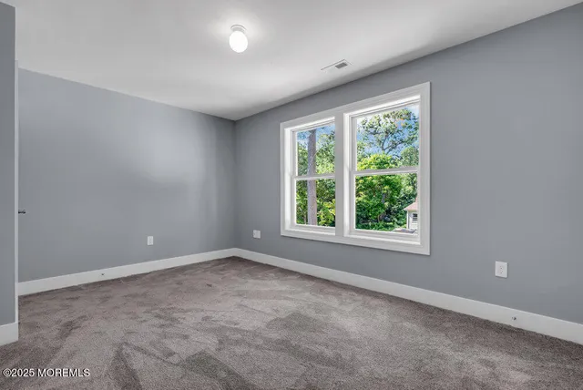 $799,900 | 93 Longfellow Avenue, Toms River, NJ 08753