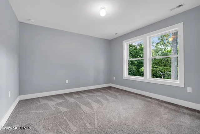 $799,900 | 93 Longfellow Avenue, Toms River, NJ 08753