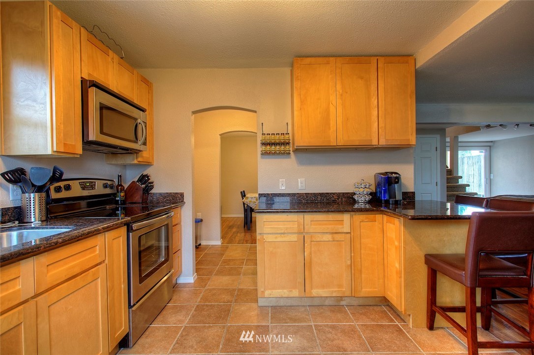 1039 South Rochester Street Tacoma, WA 98465 - Photo 6 of 21 Gallery Image 6