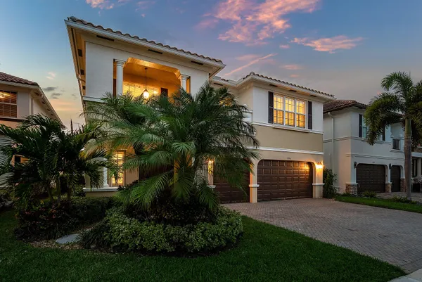 $999,000 | 9956 Cobblestone Creek Drive, Boynton Beach, FL 33472