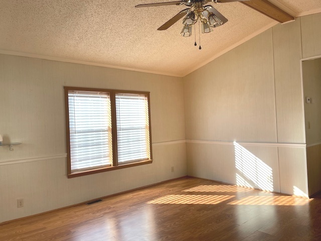 630 Mohawk Trail Marengo, IL 60152 - Photo 2 of 21