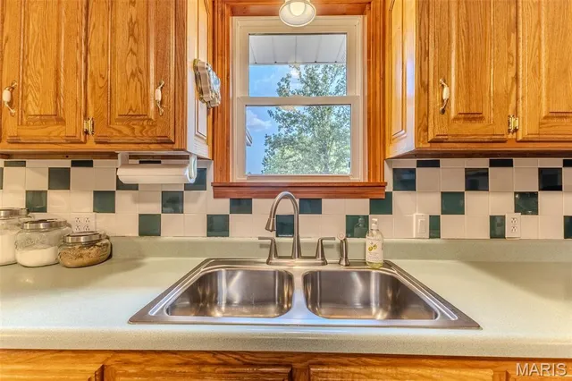 $379,900 | 18397 Hwy Hh, Lebanon, MO 65536