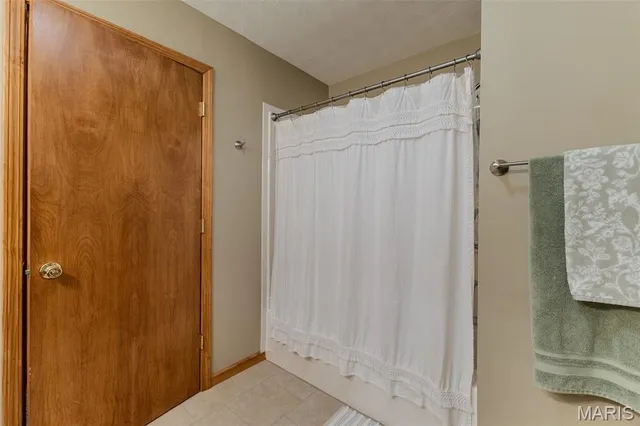 $379,900 | 18397 Hwy Hh, Lebanon, MO 65536