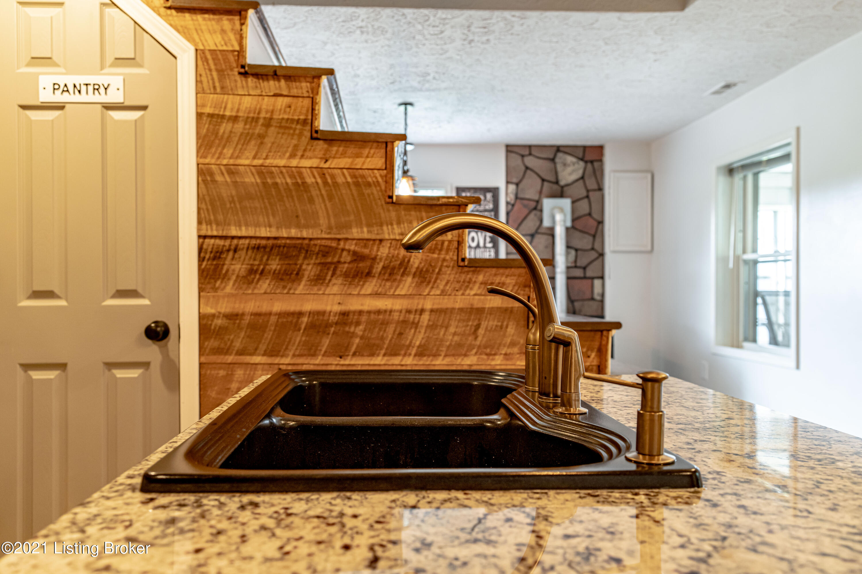 4365 Webb Road Simpsonville, KY 40067 - Photo 49 of 146 DSC08792