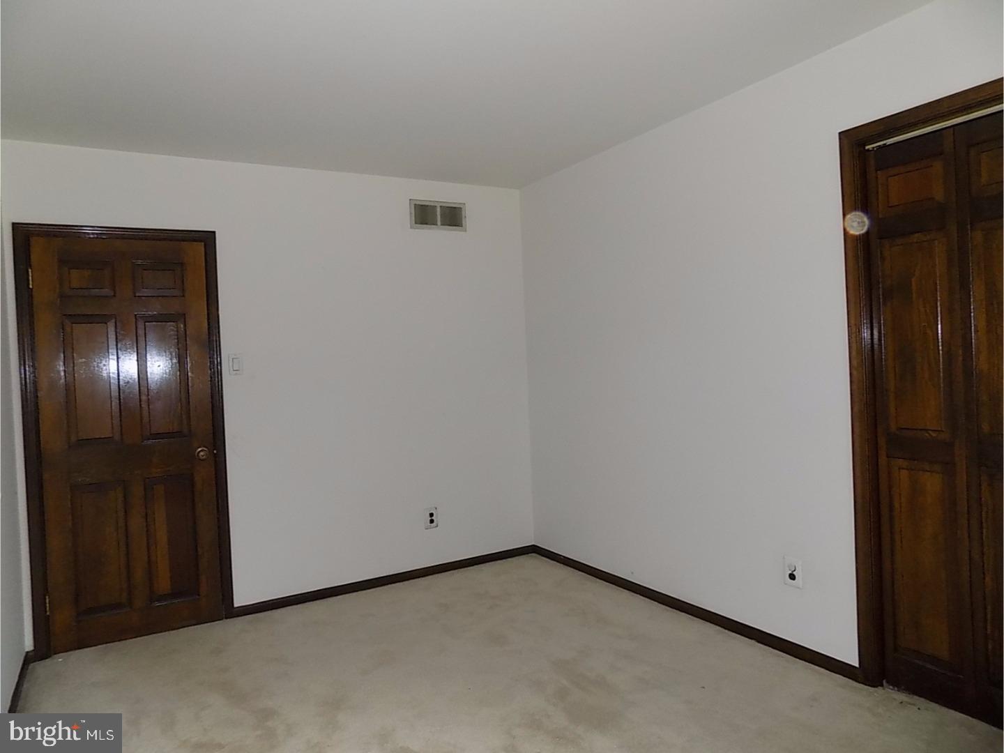 116 Salina Road Sewell, NJ 08080 - Photo 5 of 11 Gallery Image 5