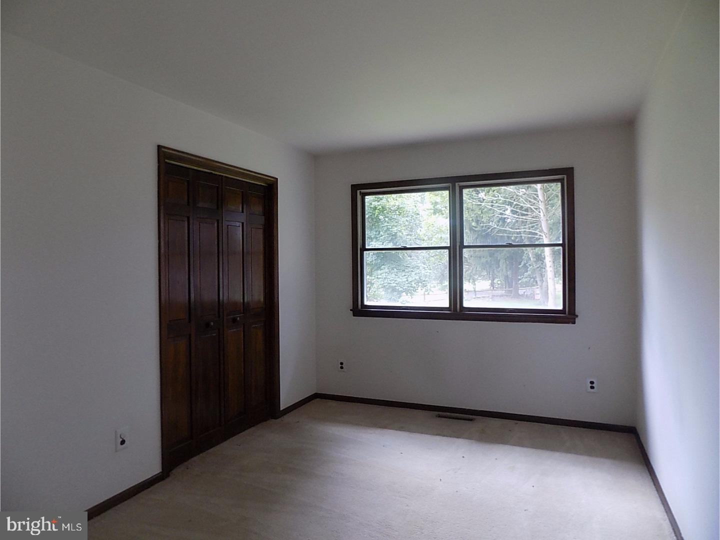 116 Salina Road Sewell, NJ 08080 - Photo 8 of 11 Gallery Image 8