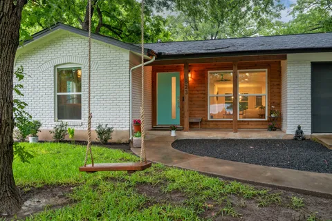 $500,000 | 823 Walnut Creek Drive, Austin, TX 78753