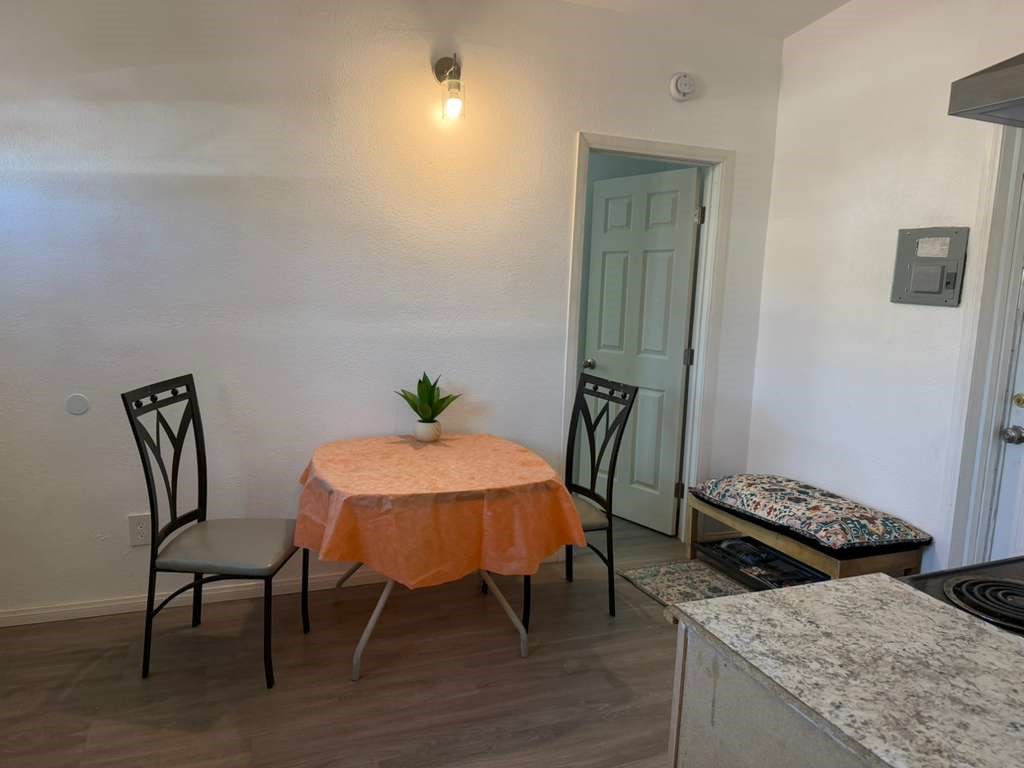45445 Genoa Lancaster, CA 93534 - Photo 4 of 10