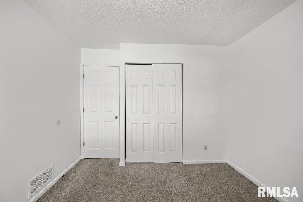 5432 Oakbrook Road Davenport, IA 52806 - Photo 23 of 36 Gallery Image 23