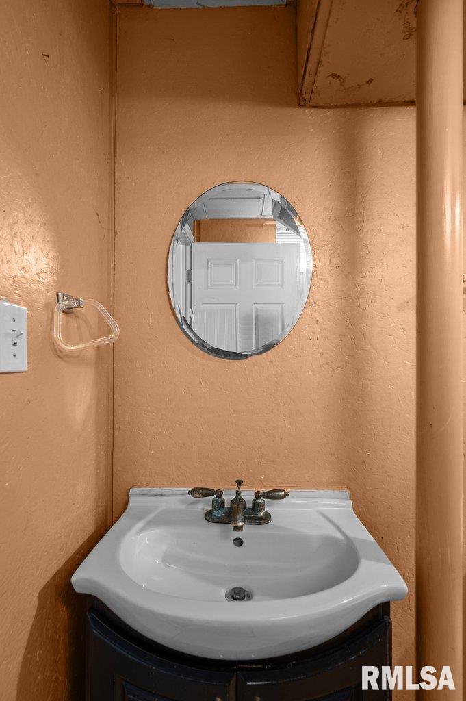 5432 Oakbrook Road Davenport, IA 52806 - Photo 27 of 36 Gallery Image 27
