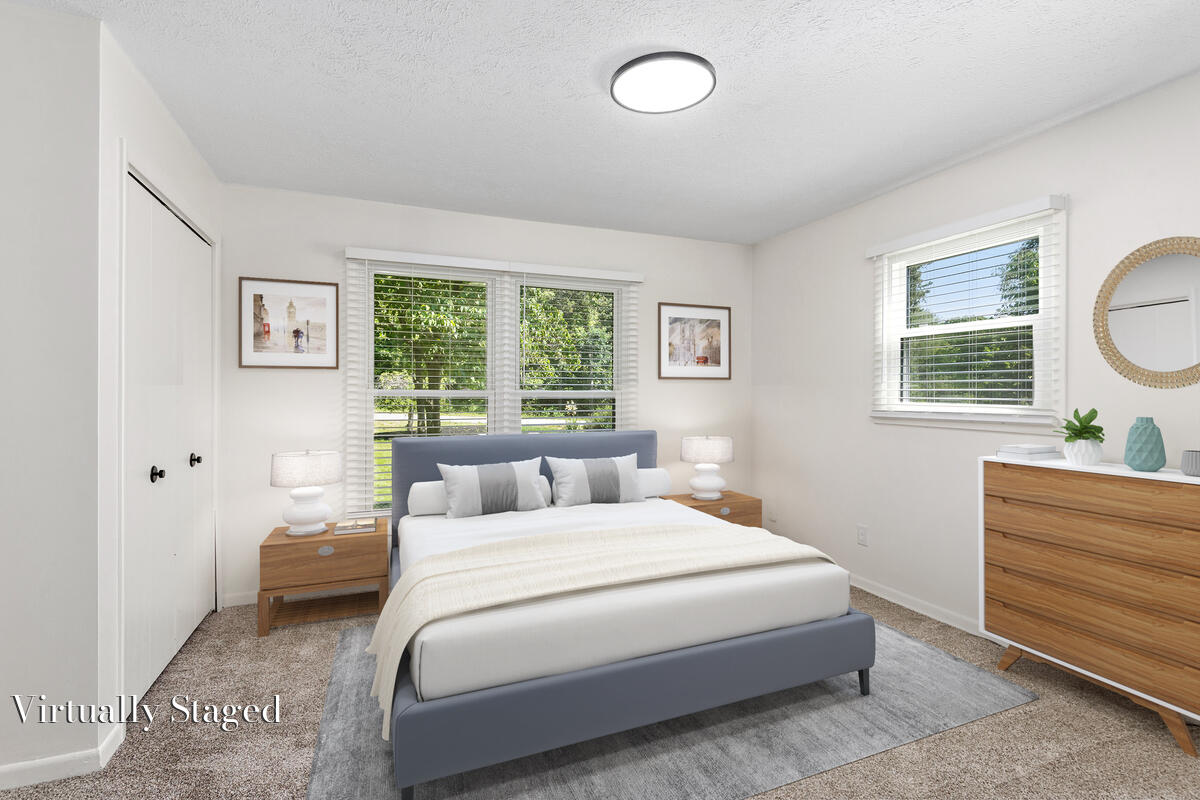 86 7 Mile Road Northeast Comstock Park, MI 49321 - Photo 14 of 21 Bedroom-1_301