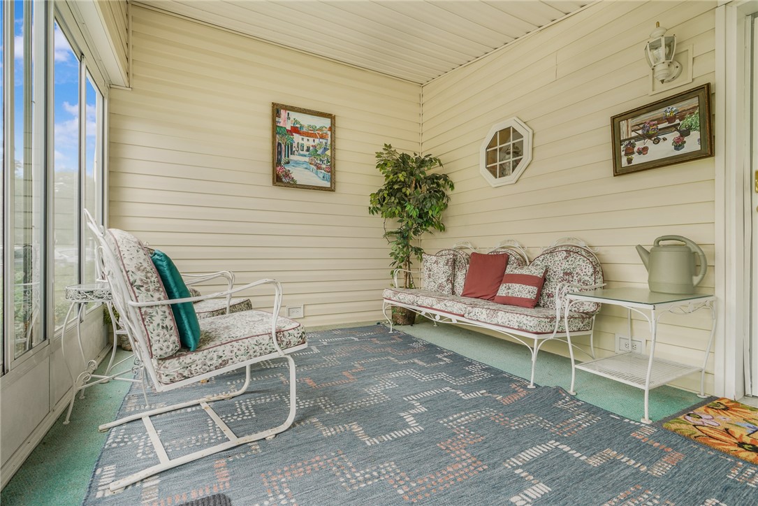 4 Nightingale Lane Tiverton, RI 02878 - Photo 4 of 21