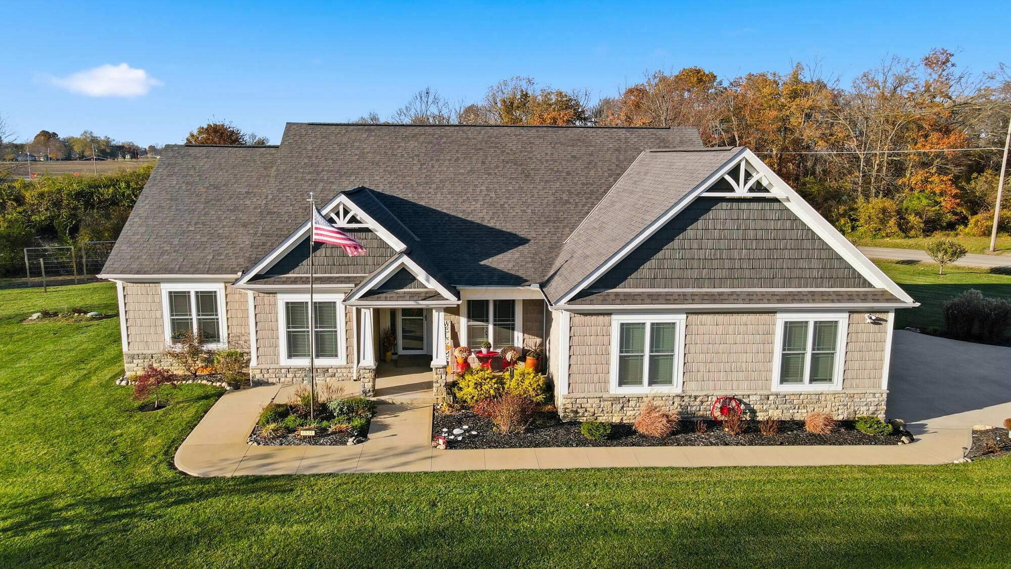 6834 Alkire Road Galloway, OH 43119 - Photo 1 of 93 004