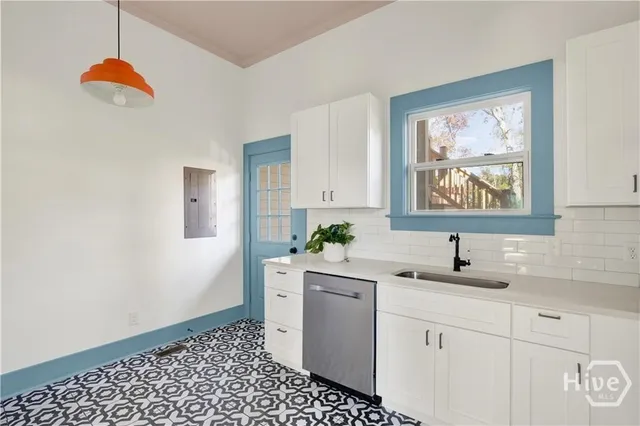 $700,000 | 810 East Park Avenue, Savannah, GA 31401