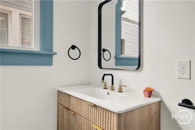 $700,000 | 810 East Park Avenue, Savannah, GA 31401