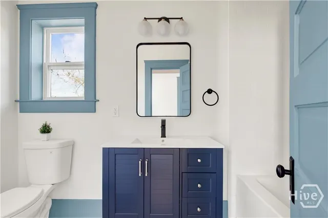 $700,000 | 810 East Park Avenue, Savannah, GA 31401