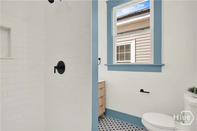 $700,000 | 810 East Park Avenue, Savannah, GA 31401