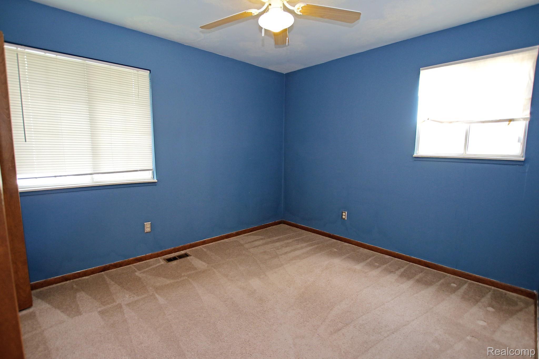 1845 Crestline Street Rochester, MI 48307 - Photo 24 of 58 24) Bedroom 1.jpg