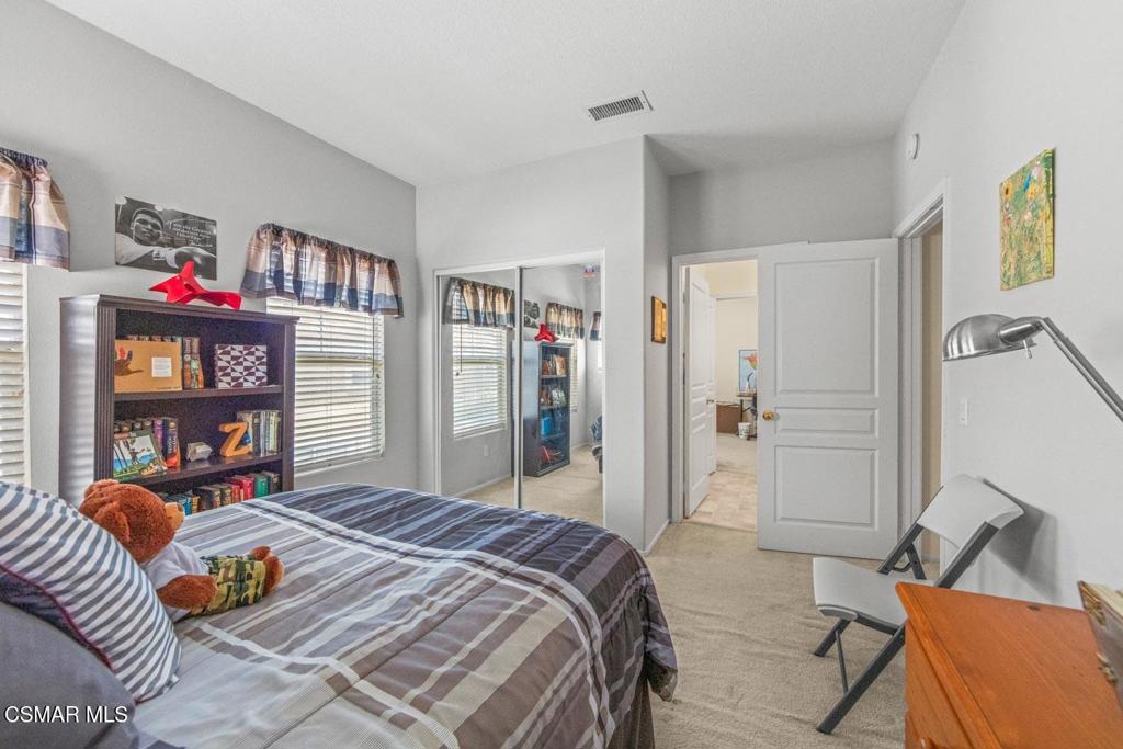 239 Chantilly Circle Simi Valley, CA 93065 - Photo 24 of 31