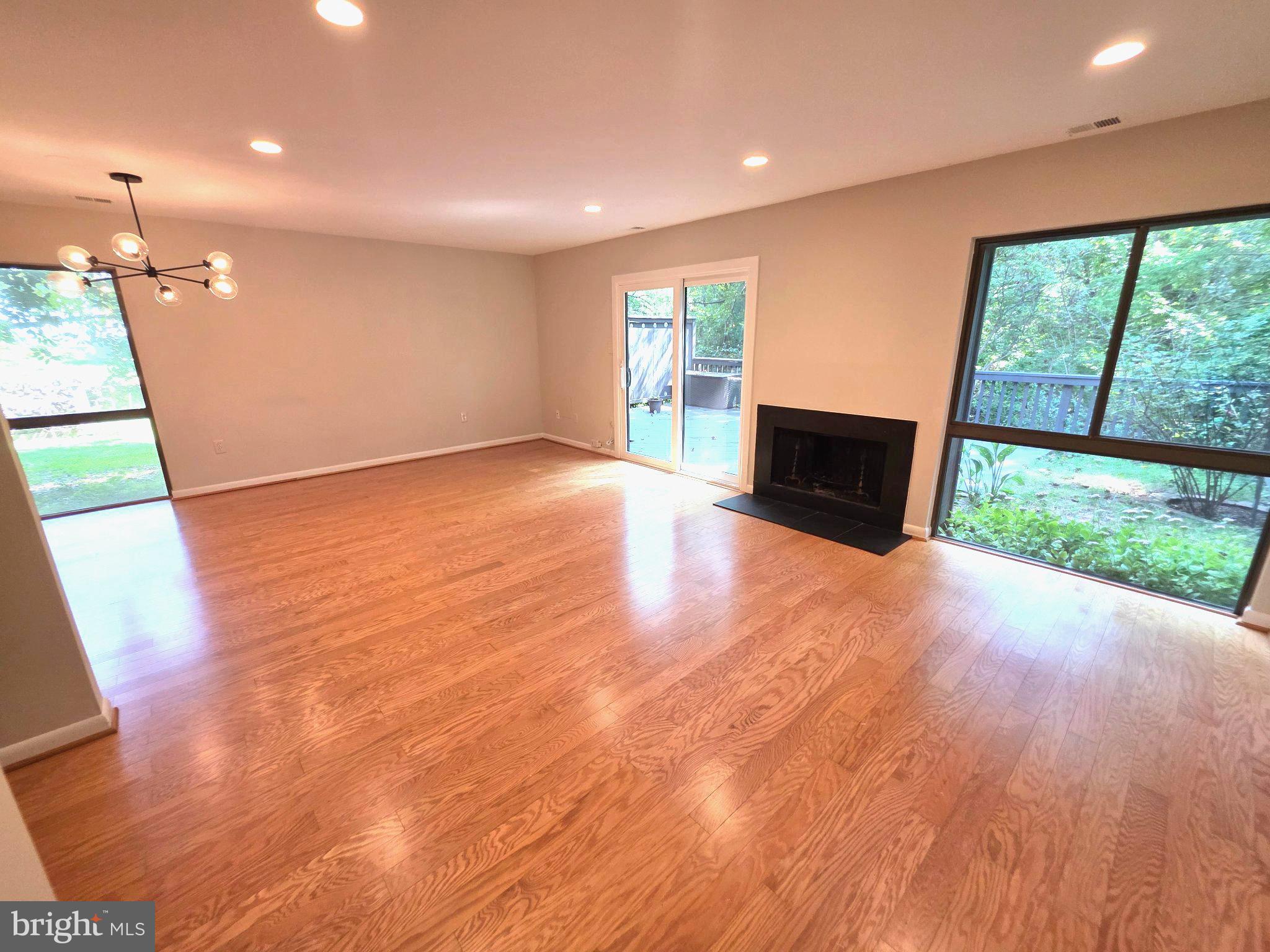 2001 Wethersfield Court Reston, VA 20191 - Photo 23 of 29 Gallery Image 23