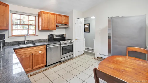 $549,000 | 2 Pinetop Drive, Shirley, NY 11967