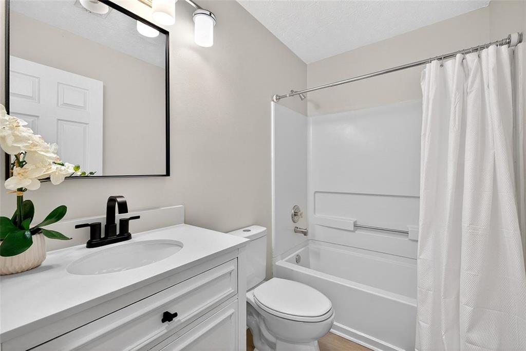 4217 Riverbank Court Decatur, GA 30034 - Photo 11 of 20