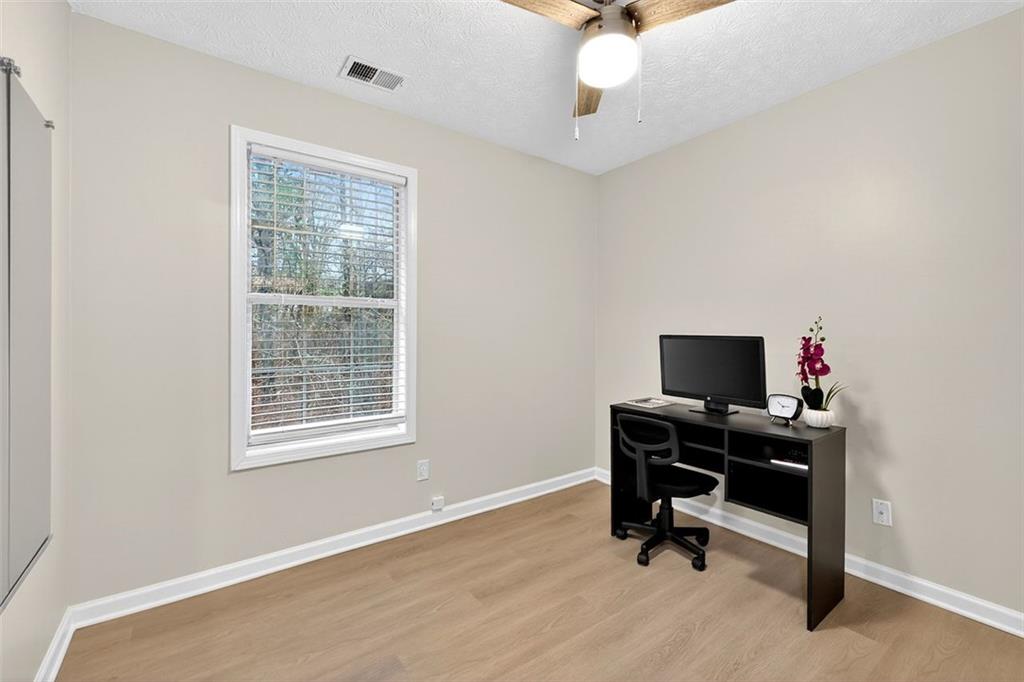 4217 Riverbank Court Decatur, GA 30034 - Photo 12 of 20