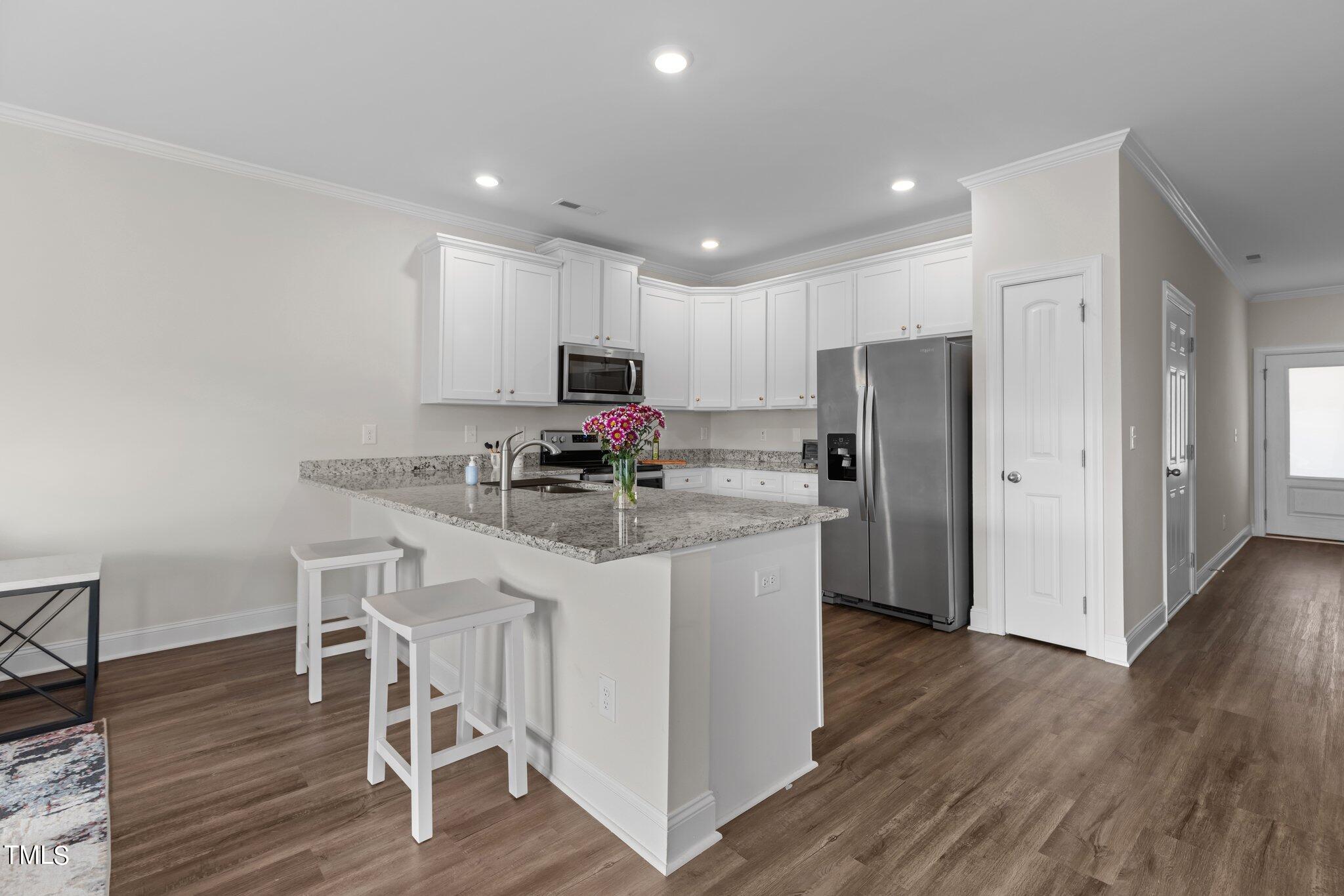 5305 Marion Stone Way Raleigh, NC 27616 - Photo 9 of 32 25-web-or-mls-8Y3A9510