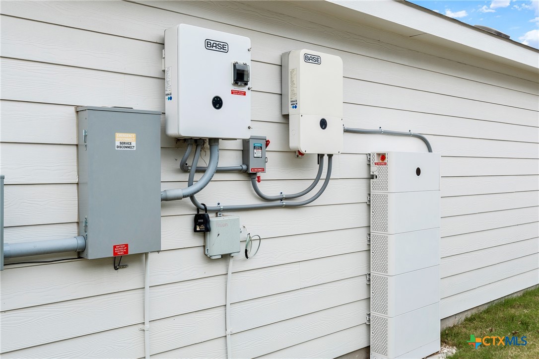 517 Texas Angel Way Jarrell, TX 76537 - Photo 28 of 35 a bathroom with a sink and a mirror