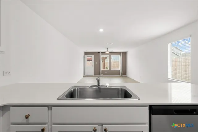 a close view of sink and tap