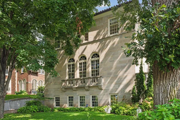 $2,395,000 | 2308 West Lake Of The Isles Parkway, Minneapolis, MN 55405