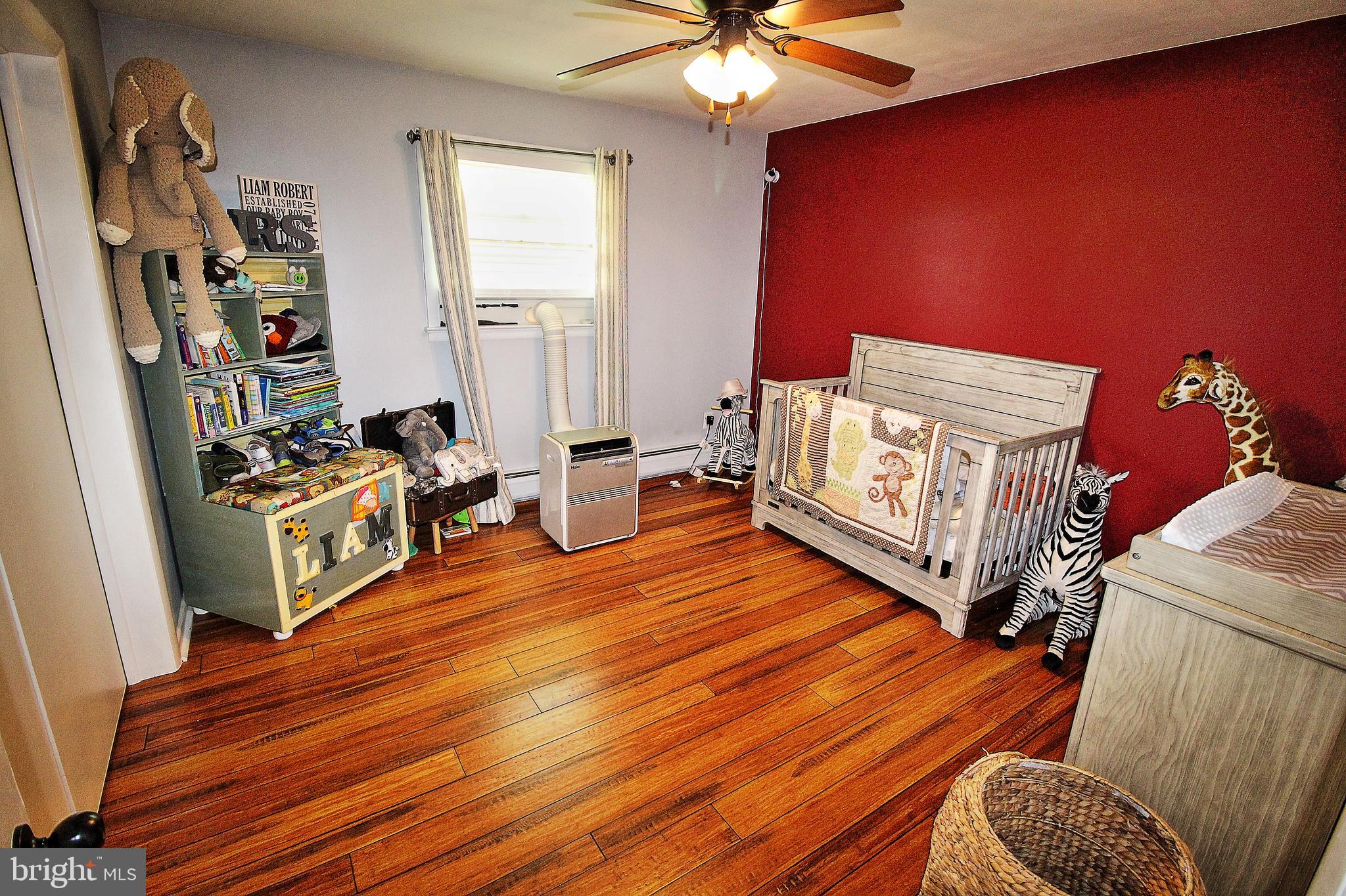 4655 Grandview Road Hanover, PA 17331 - Photo 15 of 33 Bed