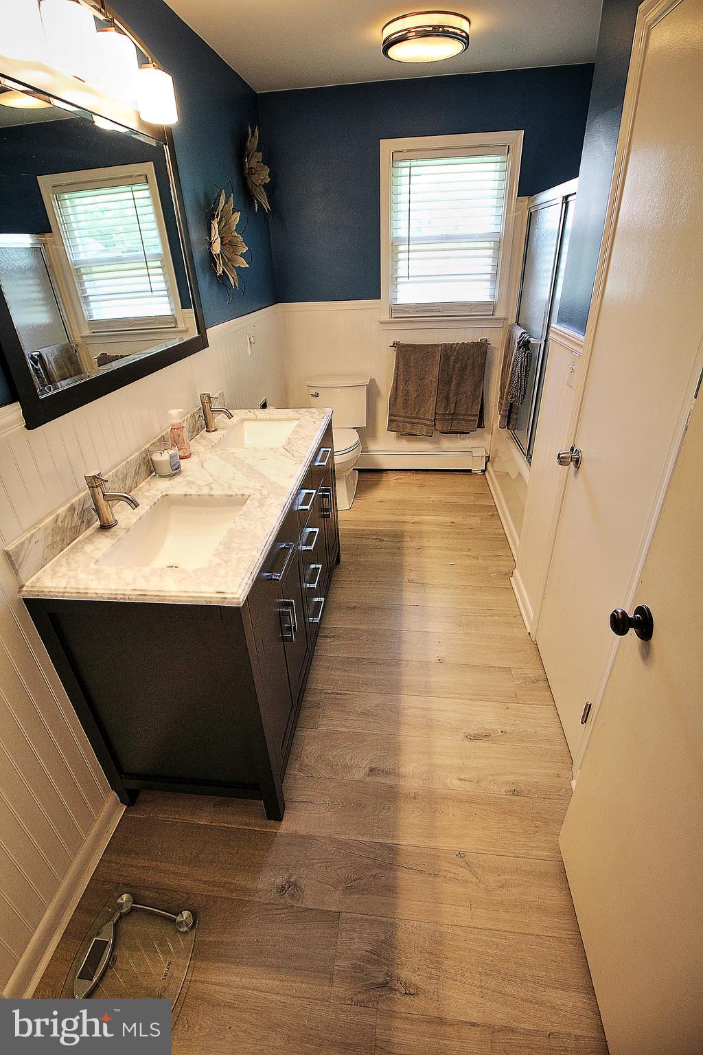 4655 Grandview Road Hanover, PA 17331 - Photo 16 of 33 Main Bath